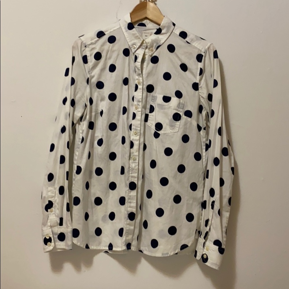 GAP , TOP WOMENS V NEVK COLOR WHITE BLACK SIZE M